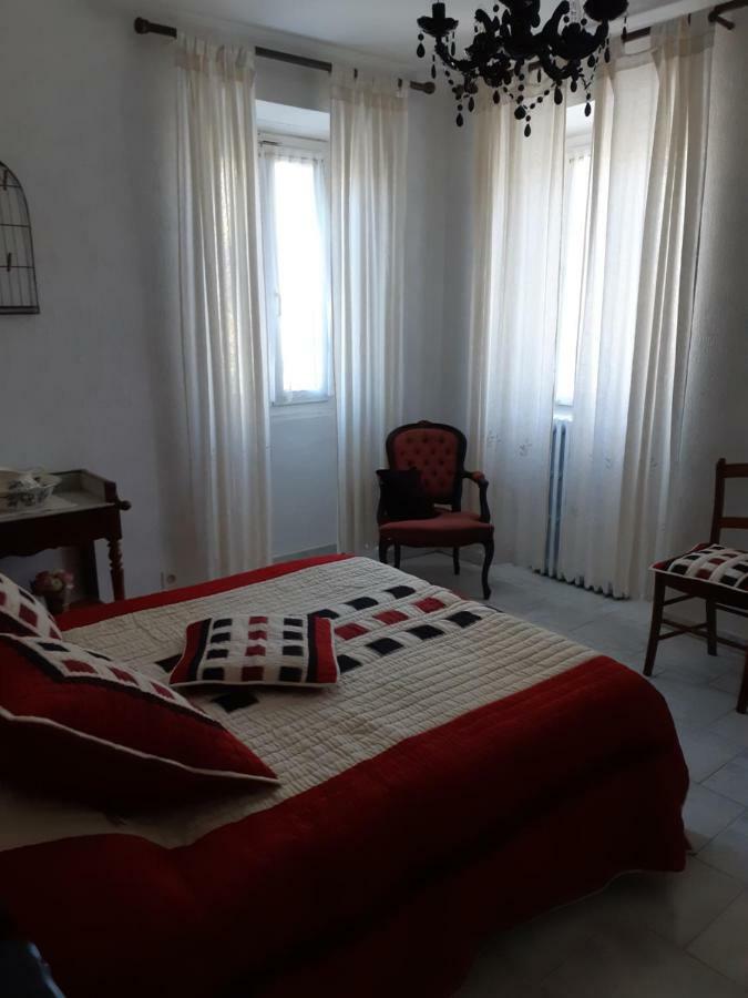 Casa San Salvadore Favalello Eksteriør billede